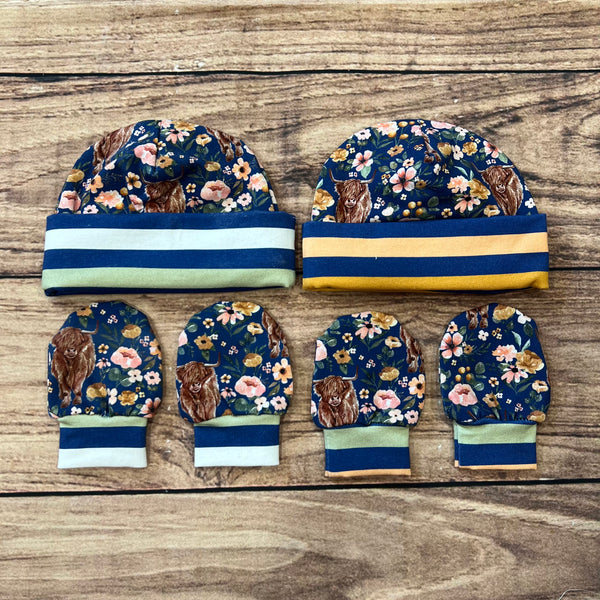 Highland Cows Blue Stripe Newborn Hat & Mitten Set
