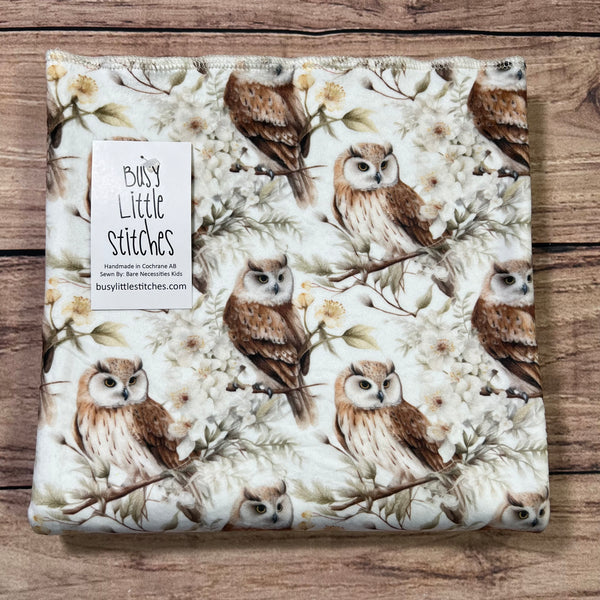 Sly Prairie Owl Toddler Blanket