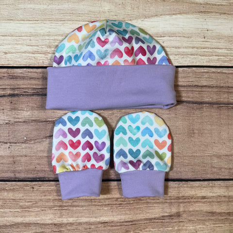Watercolour Rainbow Hearts Lilac Newborn Hat & Mitten Set