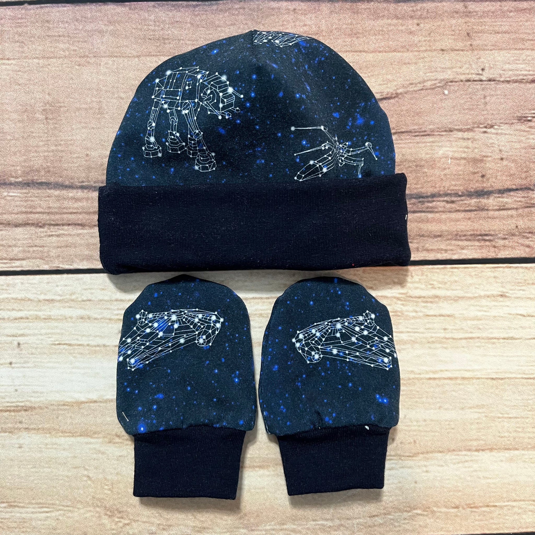 Space War Constellations Newborn Hat & Mitten Set